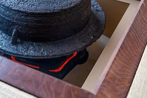 茶室リフォーム。電気炉ですが炭に火がついているかのように光が燈り雰囲気が良かったです。