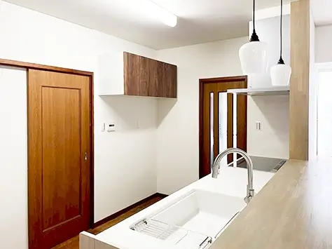 吊戸棚を撤去した後の風景