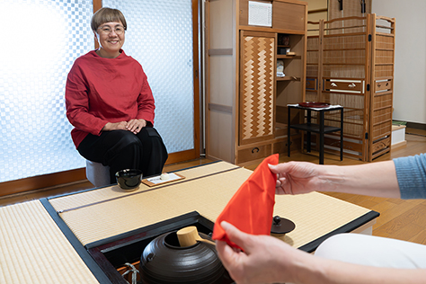 濃茶を頂きながらお話を伺いました