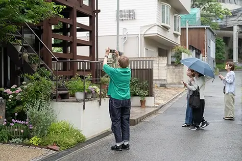 釘を一本も使わない伝統工法で作る木製サンルーム